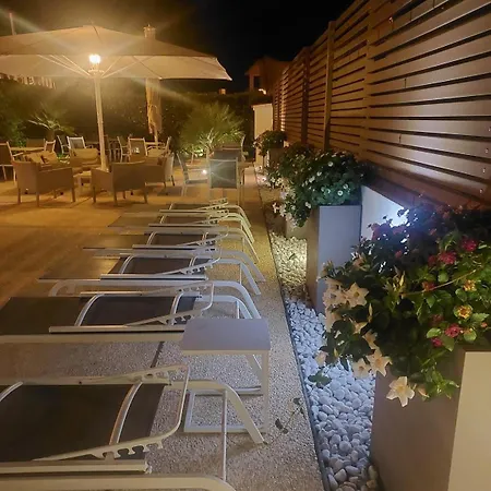 Nettuno فندق 3*