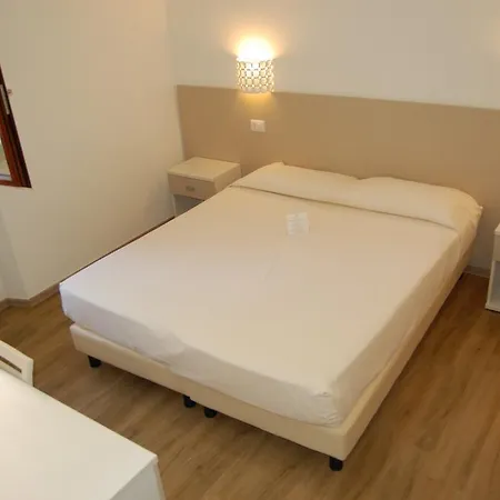 فندق Nettuno 3*